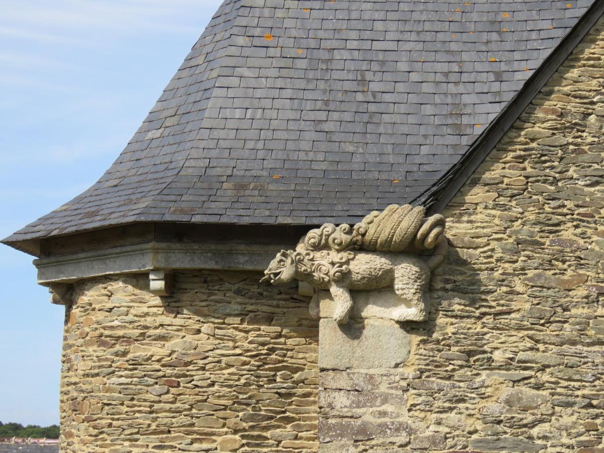 Chambres D'Hotes, Zimmer, Domaine De Kervennec Carhaix-Plouguer Exterior foto